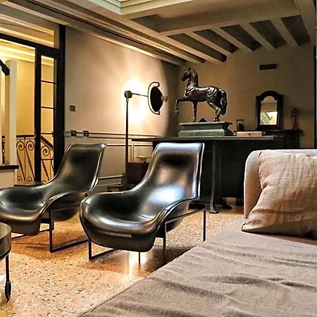 Maison d'hôtes Maison Matilda - Design 4*